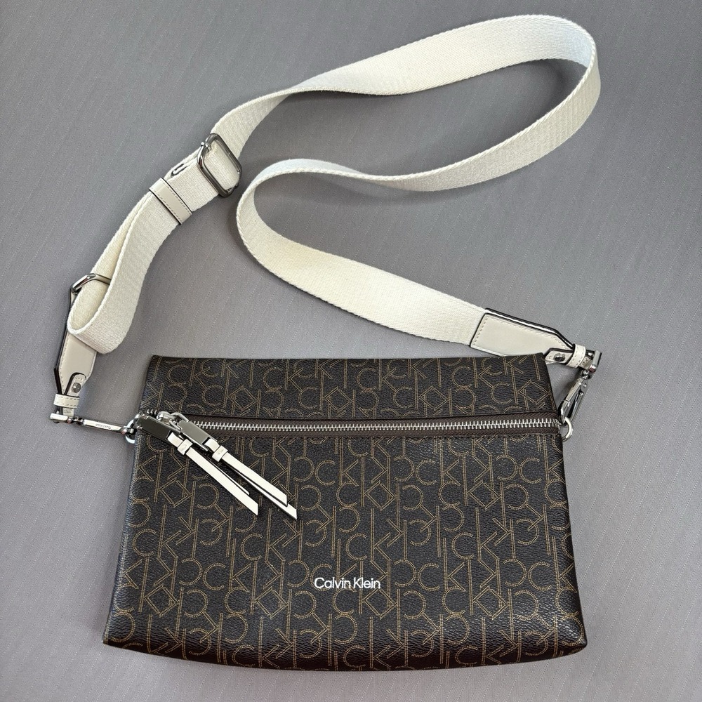 Calvin Klein Lola Crossbody Bag